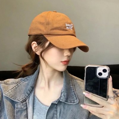 隔壁墓园的男孩